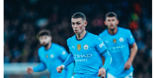 Phil Foden, que era cultivado pelo Manchester City, perdeu as forças Phil Foden, que era cultivado pelo Manchester City, perdeu as forças
